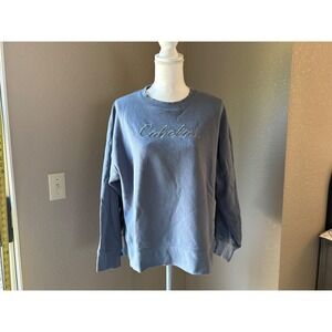 Cabelas Womens Blue Embroidered Logo Crew Neck Sweatshirt Size Medium Pullover
